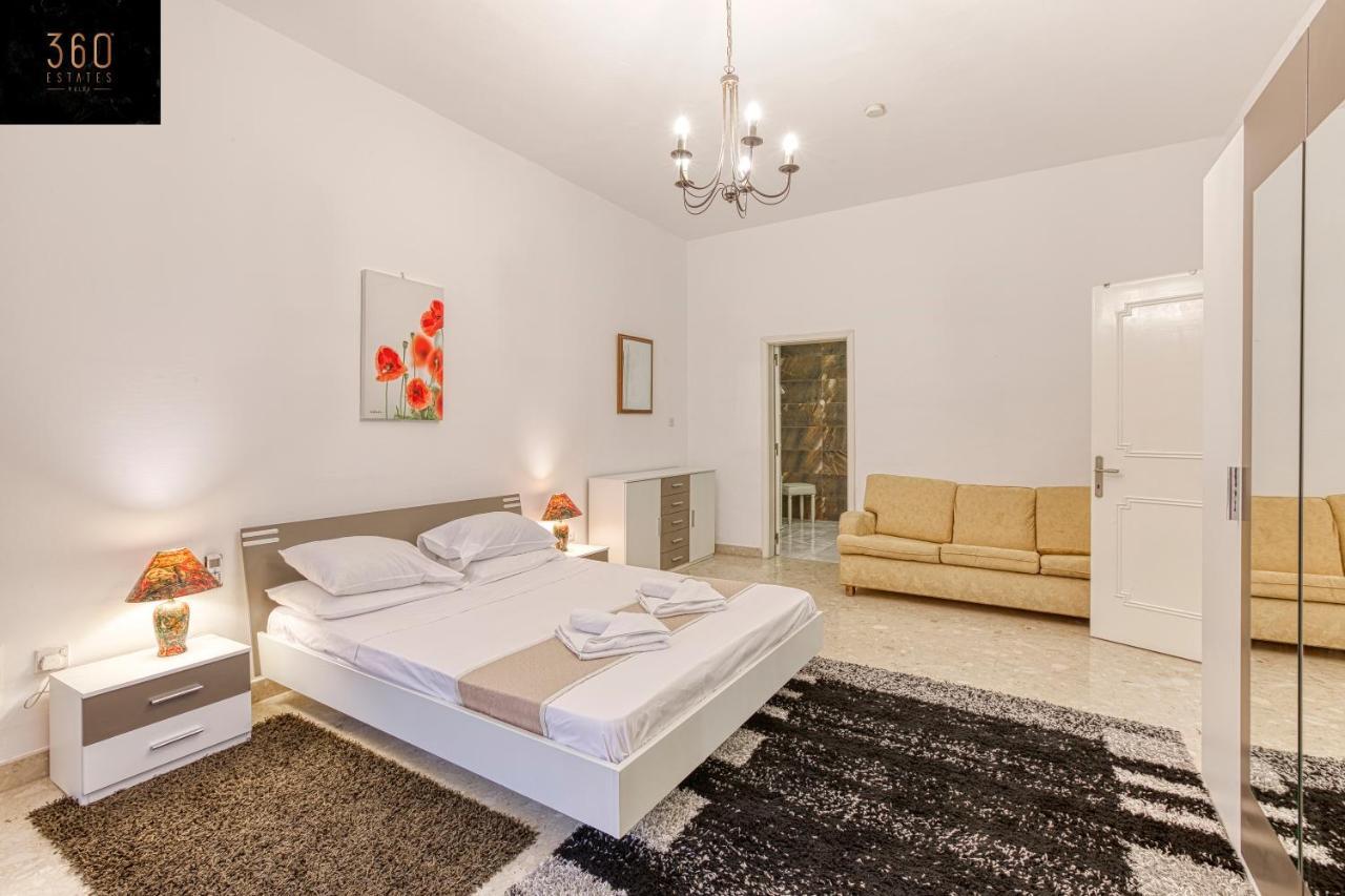Tower Road Sliema, 4br With Sensational Views By 360 Estates Apartamento Sliema